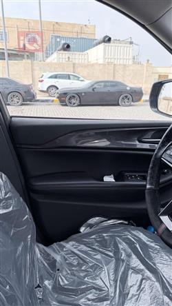 جیپ گراند شیرۆکی